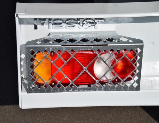 Grille de protection pour feu arrière IVECO - PG by Norca