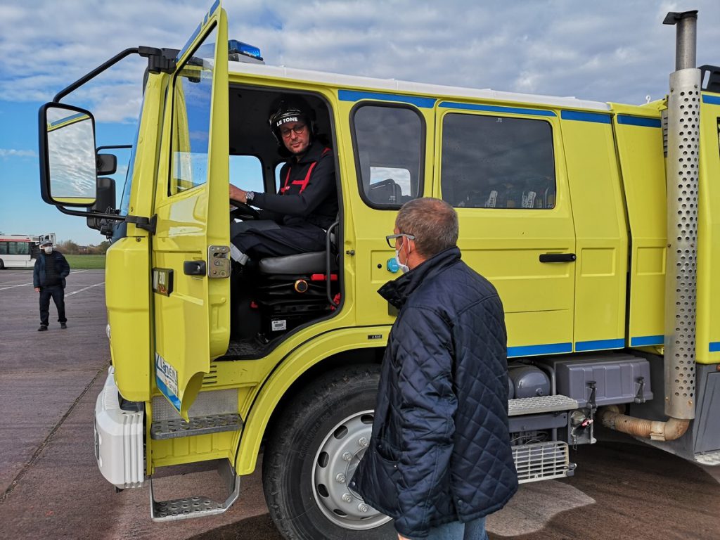 Qui gagnera le grand défi Top Gear France parmi le camion de pompier Lanéry, l'ambulance Gifa et le blindé de gendarmerie ? RDV Jeudi 15 Avril  à 21h05 sur RMC découverte pour le savoir