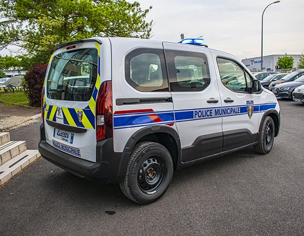 véhicule rifter police municipale lanéry gruau